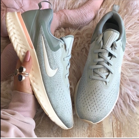 NWT Nike Odyssey React - Picture 8 of 8